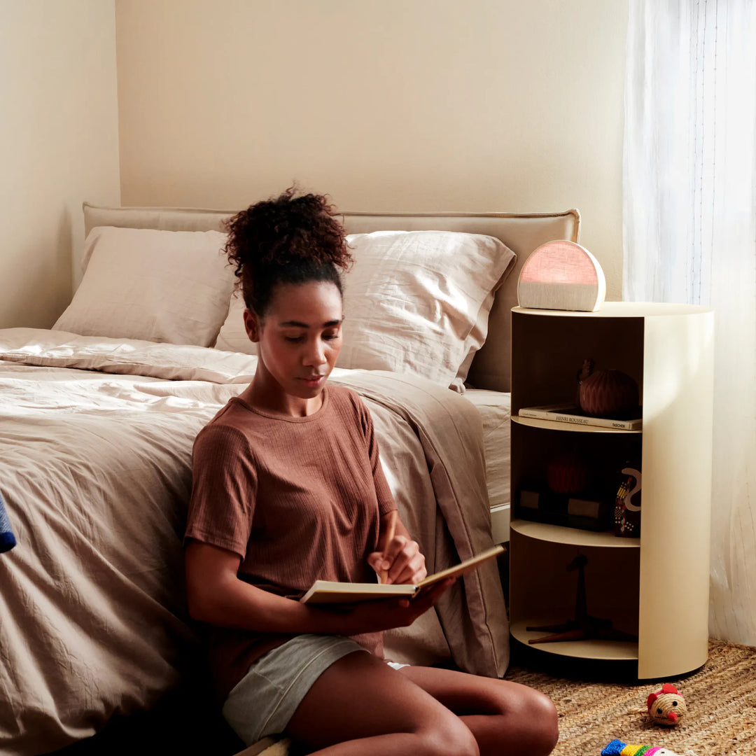 Hatch Restore 2 Sound Machine with Smart Light Sunrise Alarm Clock